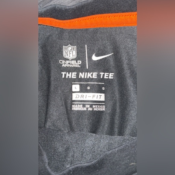 Philadelphia Eagles Nike Dri-Fit Salute to Service Long Sleeve Shirt. - Picture 5 of 6